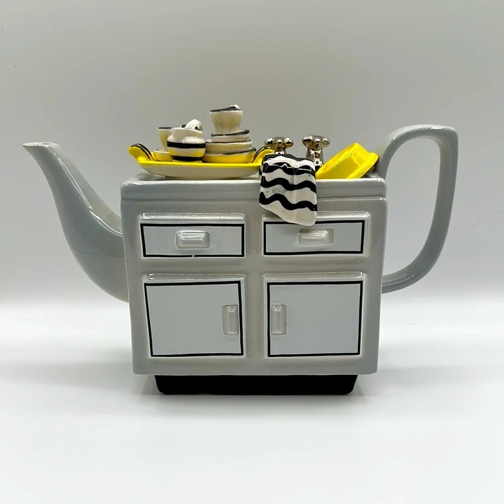 Vintage South-West Ceramics Ltd kitchen sink teapot